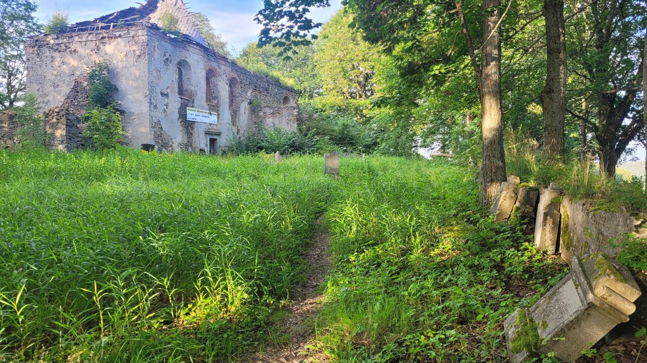 Zřícenina kostela sv. Anny