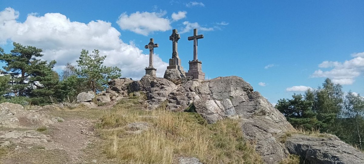 U Tří křížů (817&nbsp;m)