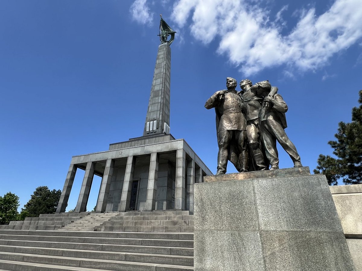 Slavín (249&nbsp;m)