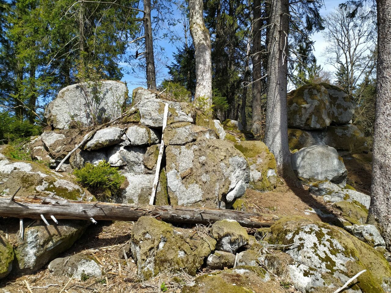 Křemenná (1085&nbsp;m)